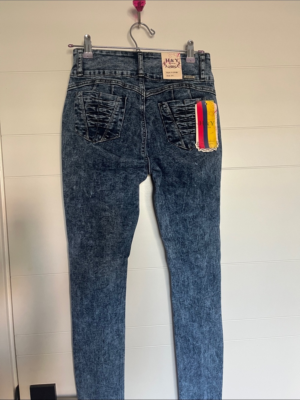 Dark Wash High-Rise Women’s Jeans - Black/Gray